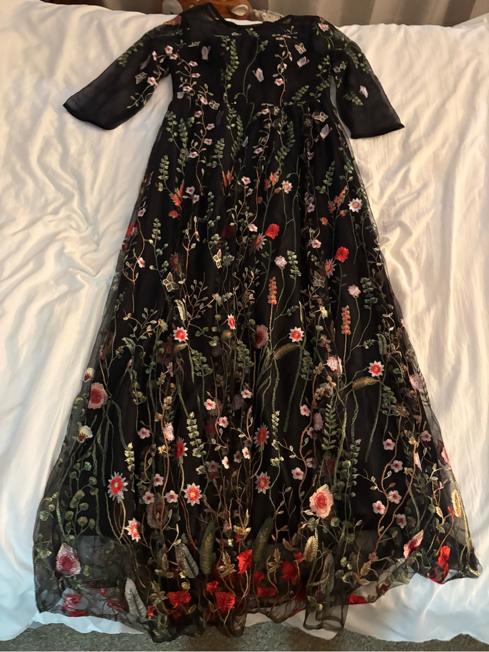 Embroidered Black Floral Long Sleeve Evening Dress